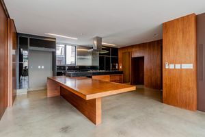 Image 13 - 924448