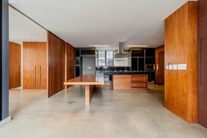 Image 16 - 924448