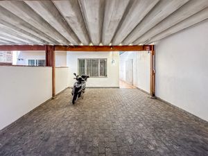 Image 32 - 924449