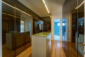 Image 31 - 924451