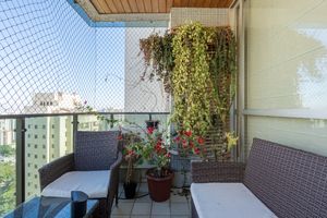 Image 13 - 924454