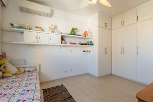 Image 43 - 924454