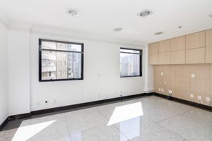 Image 7 - 924455