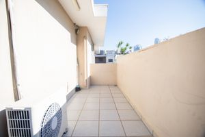 Image 37 - 924460