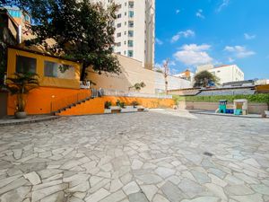 Image 20 - 924464
