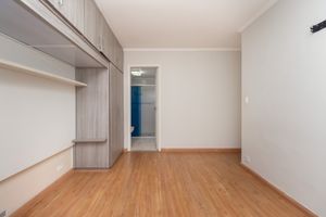 Image 11 - 924464