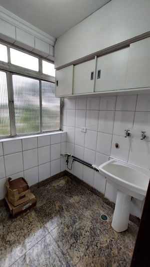 Image 3 - 924465