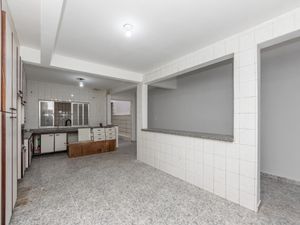 Image 27 - 924467