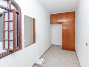 Image 35 - 924467