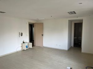 Image 4 - 924469