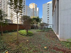 Image 25 - 924472