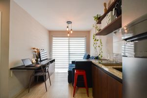 Image 1 - 924474