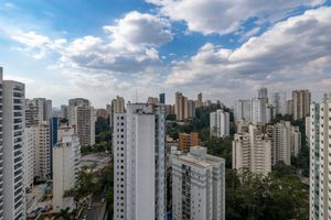 Image 21 - 924480