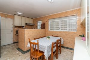 Image 8 - 924482