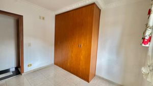 Image 3 - 924492