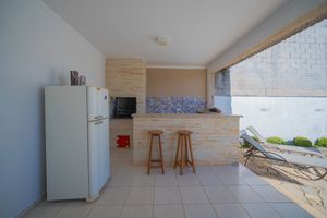 Image 15 - 924493