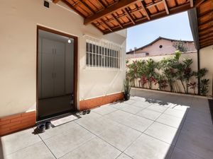 Image 32 - 924508