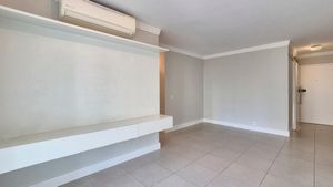 Image 3 - 924511