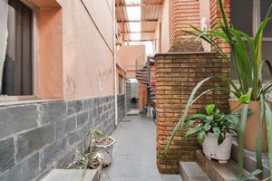 Image 23 - 924513