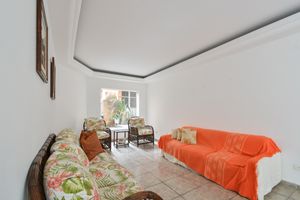 Image 3 - 924513