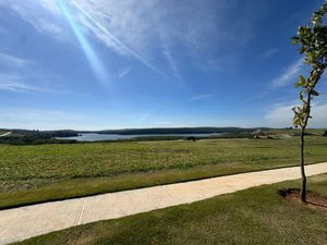 Image 4 - 924514