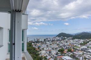 Image 3 - 924515