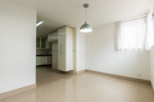 Image 7 - 924516