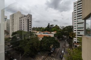 Image 13 - 924516