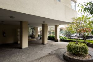 Image 68 - 924516