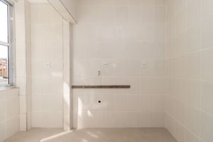 Image 3 - 924524