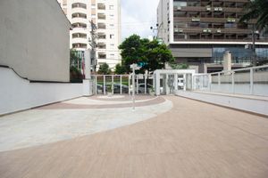 Image 30 - 924526