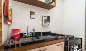 Image 4 - 924528