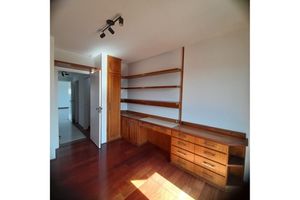 Image 31 - 924529
