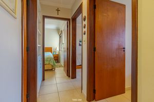 Image 13 - 924533