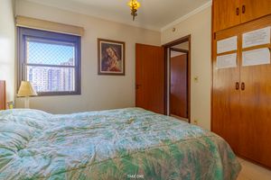 Image 16 - 924533