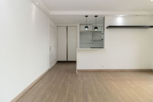 Image 1 - 924534