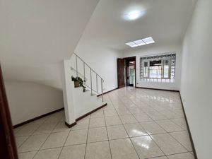 Image 3 - 924537