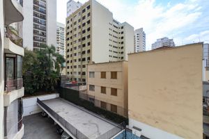Image 11 - 924541