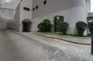 Image 35 - 924541