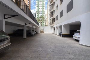 Image 30 - 924541