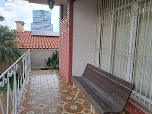 Image 1 - 924542
