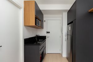 Image 3 - 924544