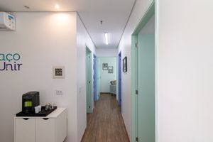 Image 20 - 924546