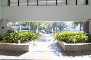 Image 36 - 924546