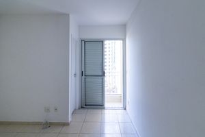 Image 31 - 924547