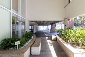 Image 41 - 924551