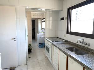 Image 5 - 924554