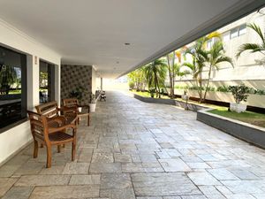 Image 26 - 924554