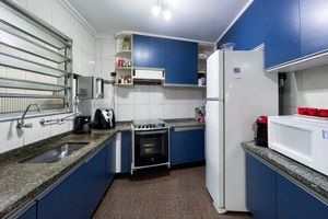 Image 4 - 924555