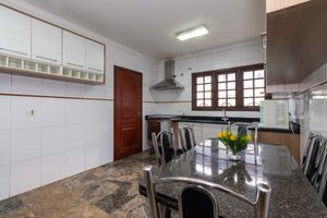 Image 36 - 924560